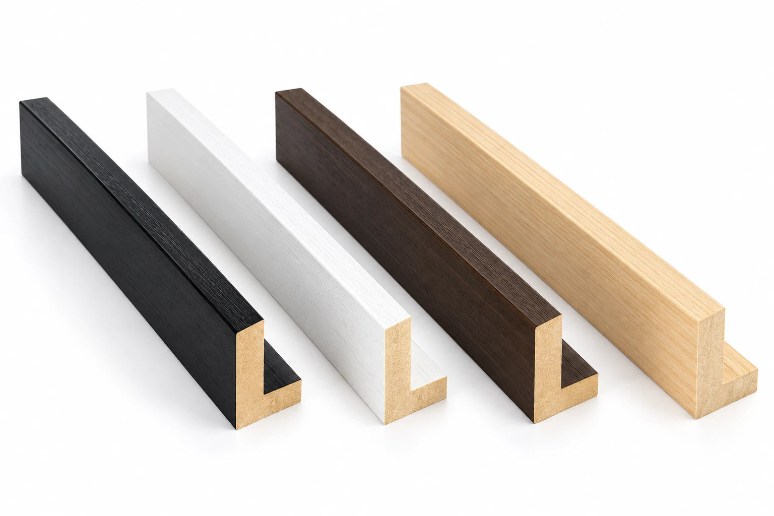 The four floating-frame moulding finishes: black, white, dark wood and bare wood.