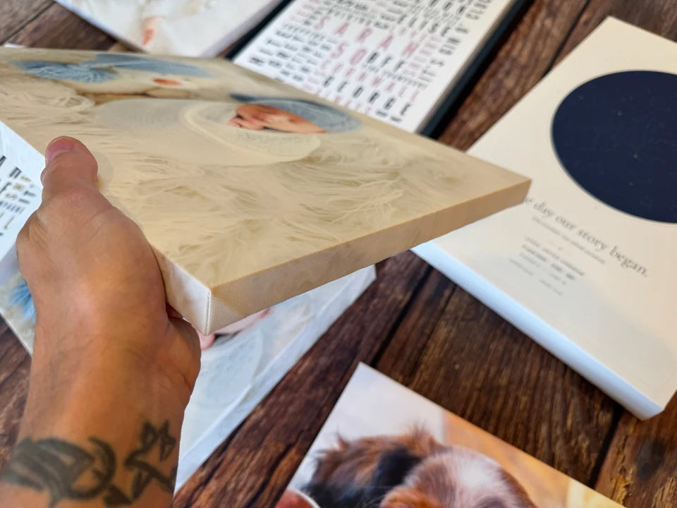 Close view of the folded corner of a photo canvas
