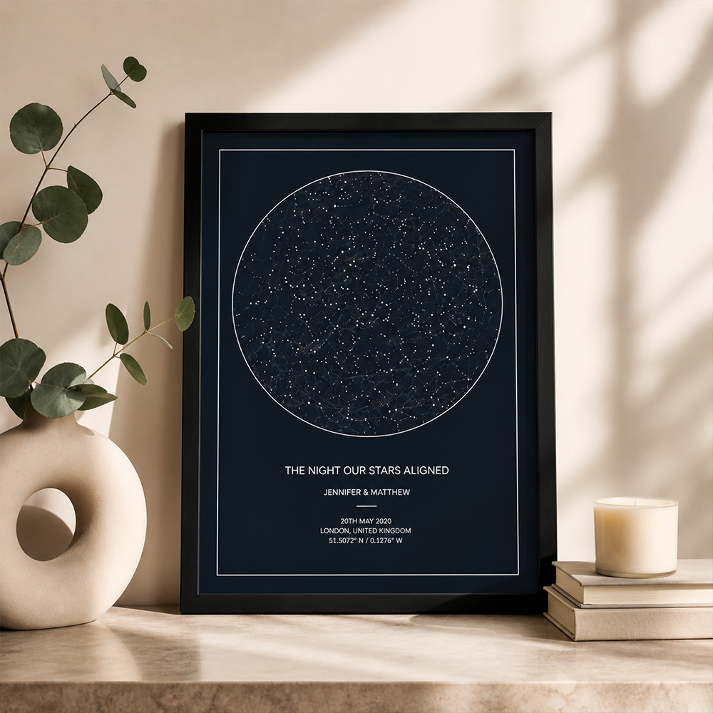 Framed personalised star map detail
