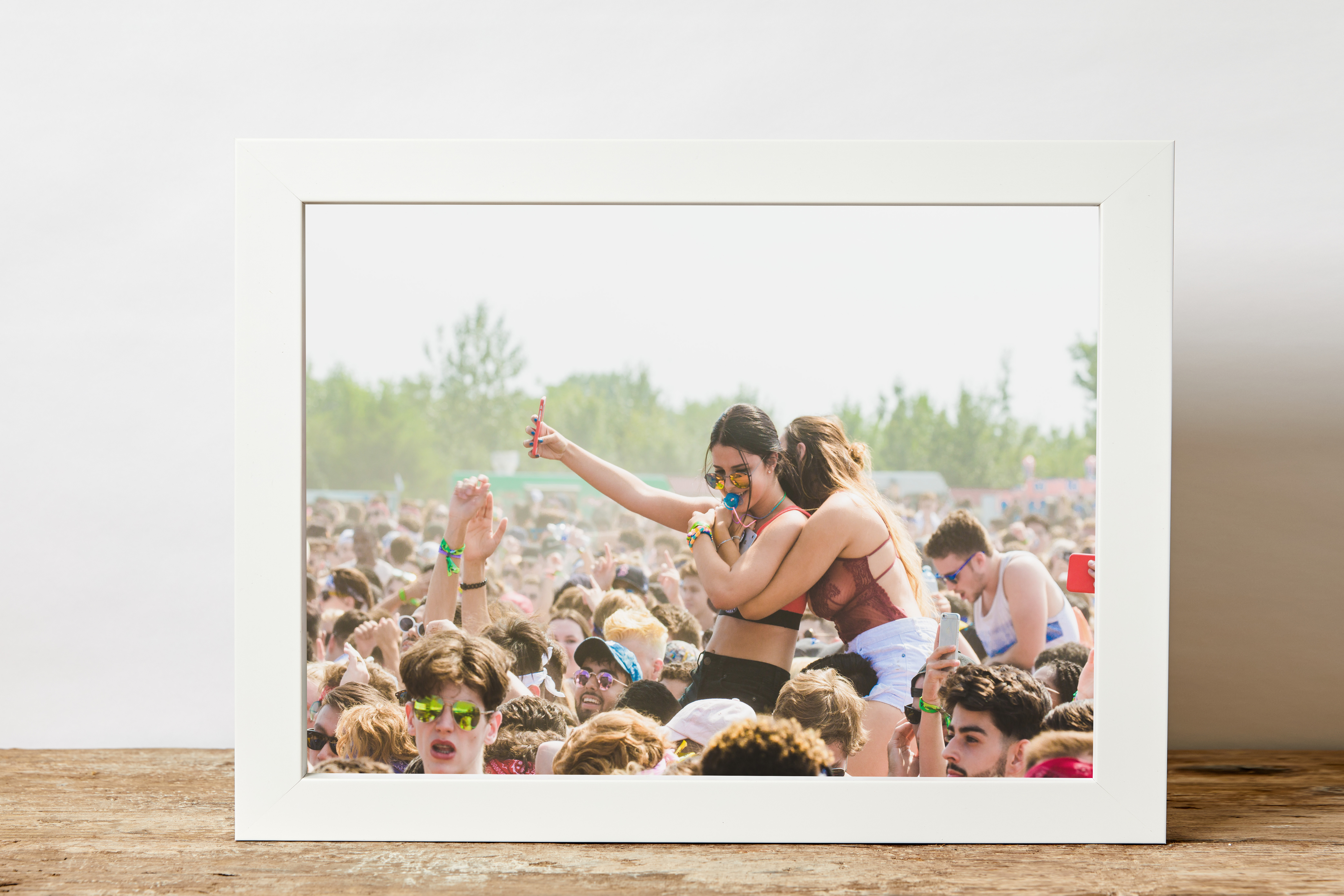 Frame your wonderful festival photos with you friends so that you can always remeber the fun times and display them beautifully on your wall