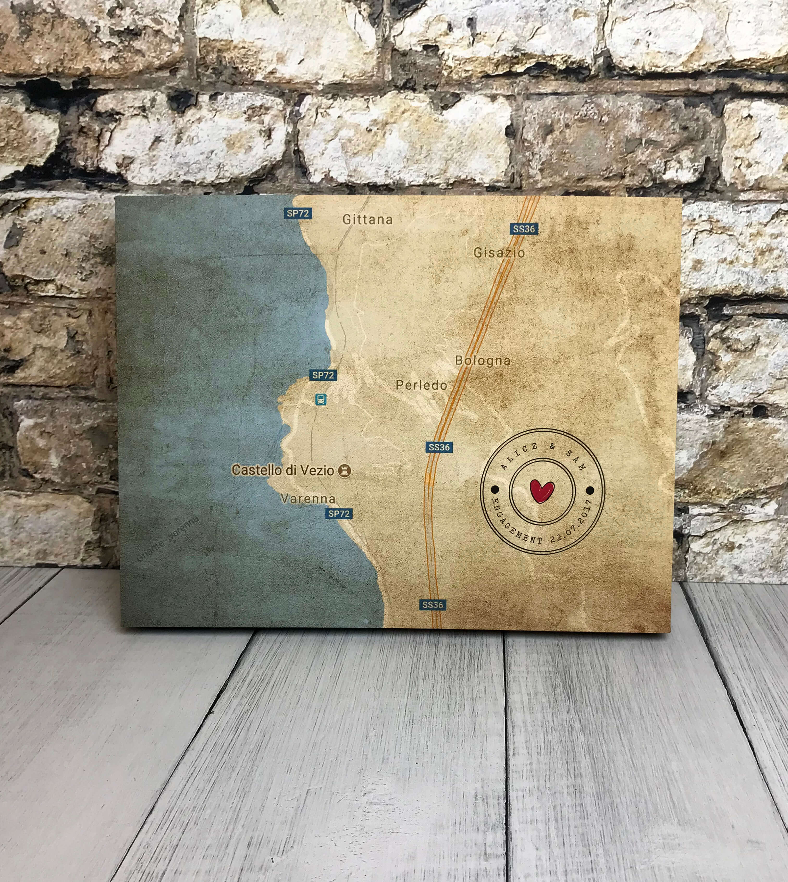 Gift a canvas with your favourite place or destination, a unique way to remember your holiday